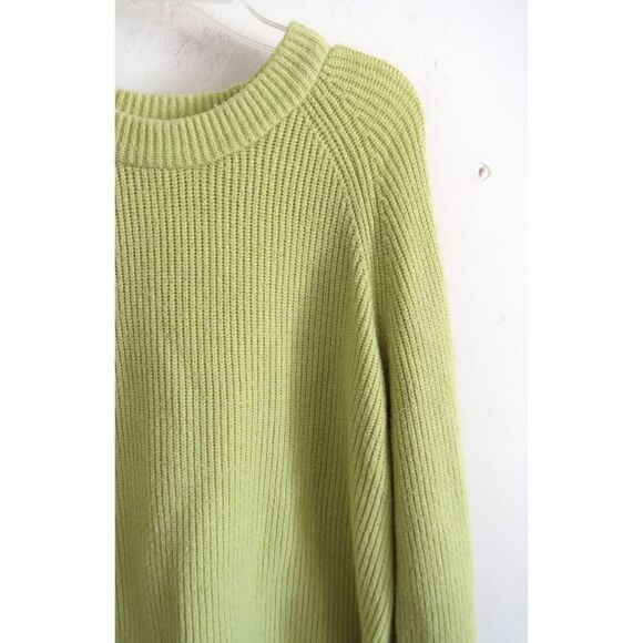 Tahari Lime Green Sweater - Size Medium - Picture 3 of 9